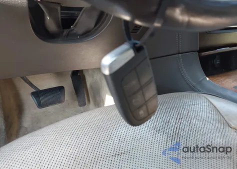 2012 Chrysler 300C Luxury Series из США, поврежденный, VIN 2C3CCAPT4CH253966